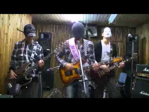 【とぅってぃー】DOES曇天をバンドで演奏してみた