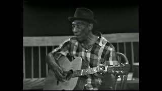 Mississippi John Hurt - You're Going To Walk That Lonesome Valley