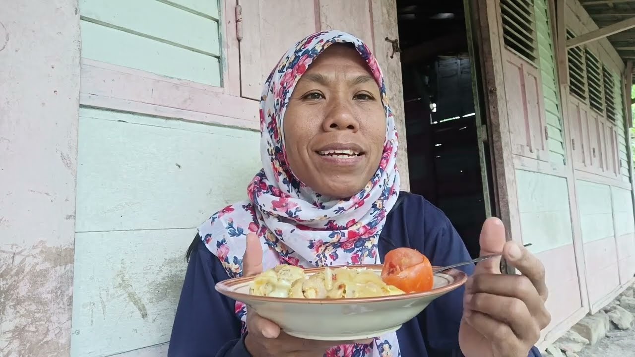 Makan sayur balungan, sambil cerita ⁉️