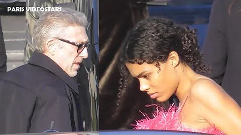 Vincent Cassel & wife Tina Kunakey @ Paris 12 december 2022 show Jacquemus - dfil Le Raphia