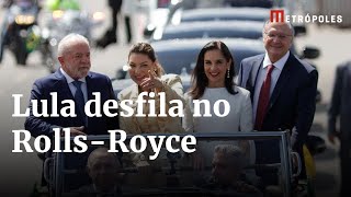 Lula e Geraldo Alckmin desfilam no Rolls-Royce presidencial