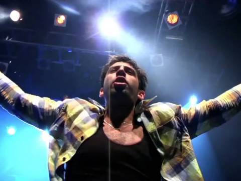 Buy Example - Won't Go Quietly on iTunes: bit.ly www.trythisforexample.com On the road with Example on his Headline UK Tour. Epic. Won't Go Quietly is released 18th January on Data Records.