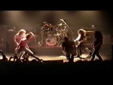 Download Pearl Jam - Tivoli, Utrecht, 03.04.1992 (SBD)