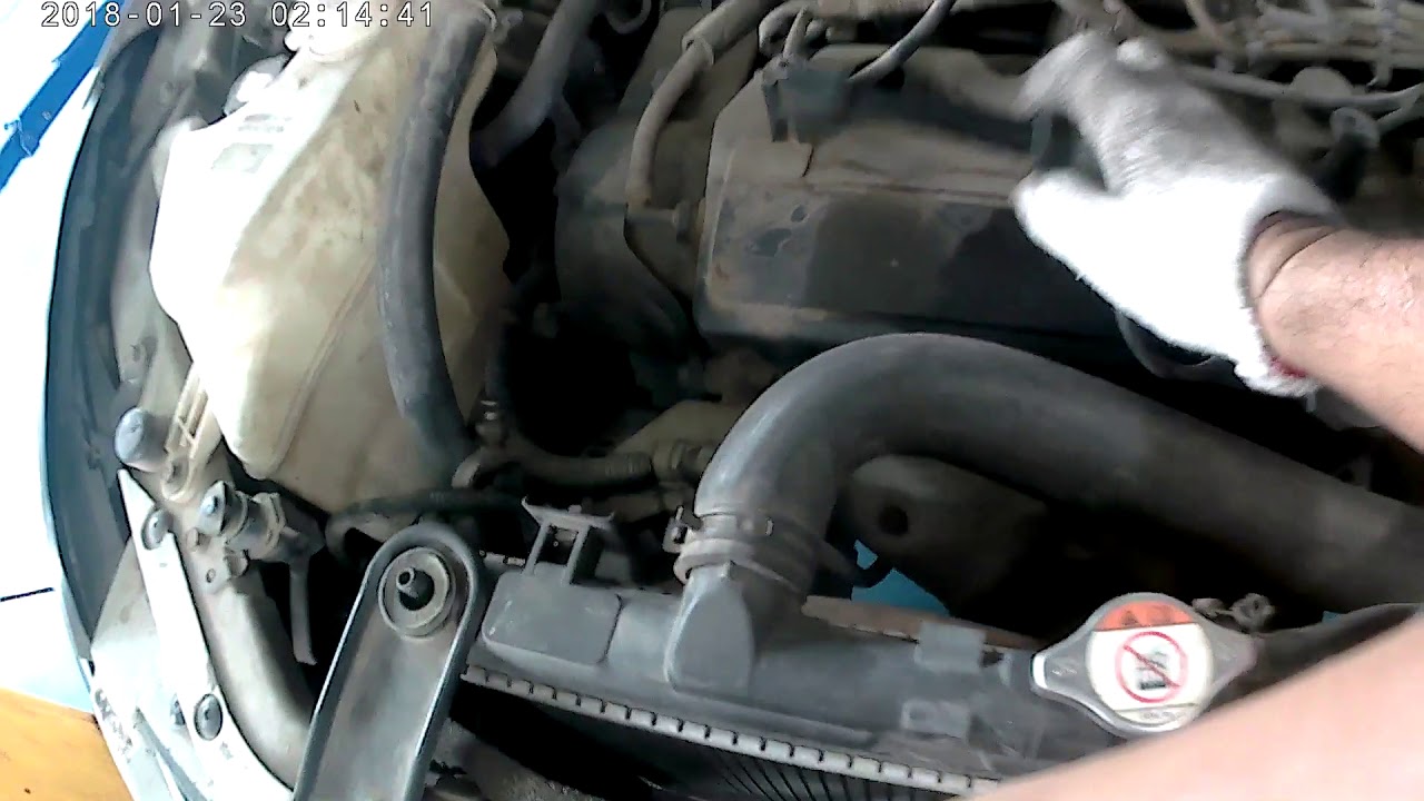 how to check fuel pump mitsubishi magna YouTube