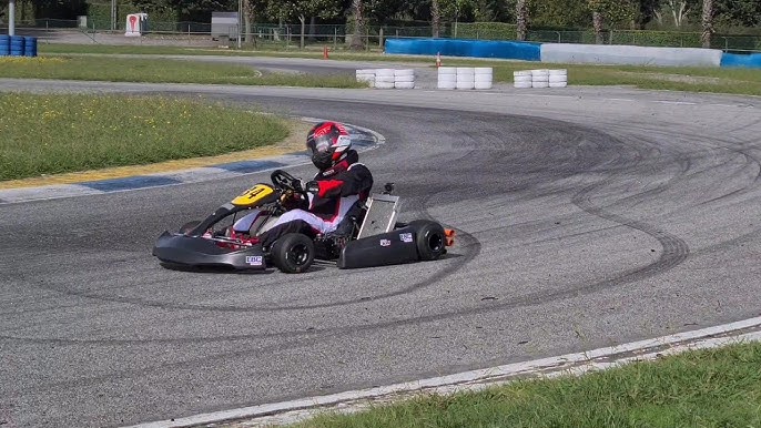 Sessão de karting: Preparad@ para pisar o acelerador? - Lisboa