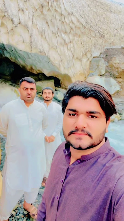 Glacier in kalam #foryoupage #makbabu69 #hajimubashar #vibe #ice #cold #glacier #kalam #enjoy #fun