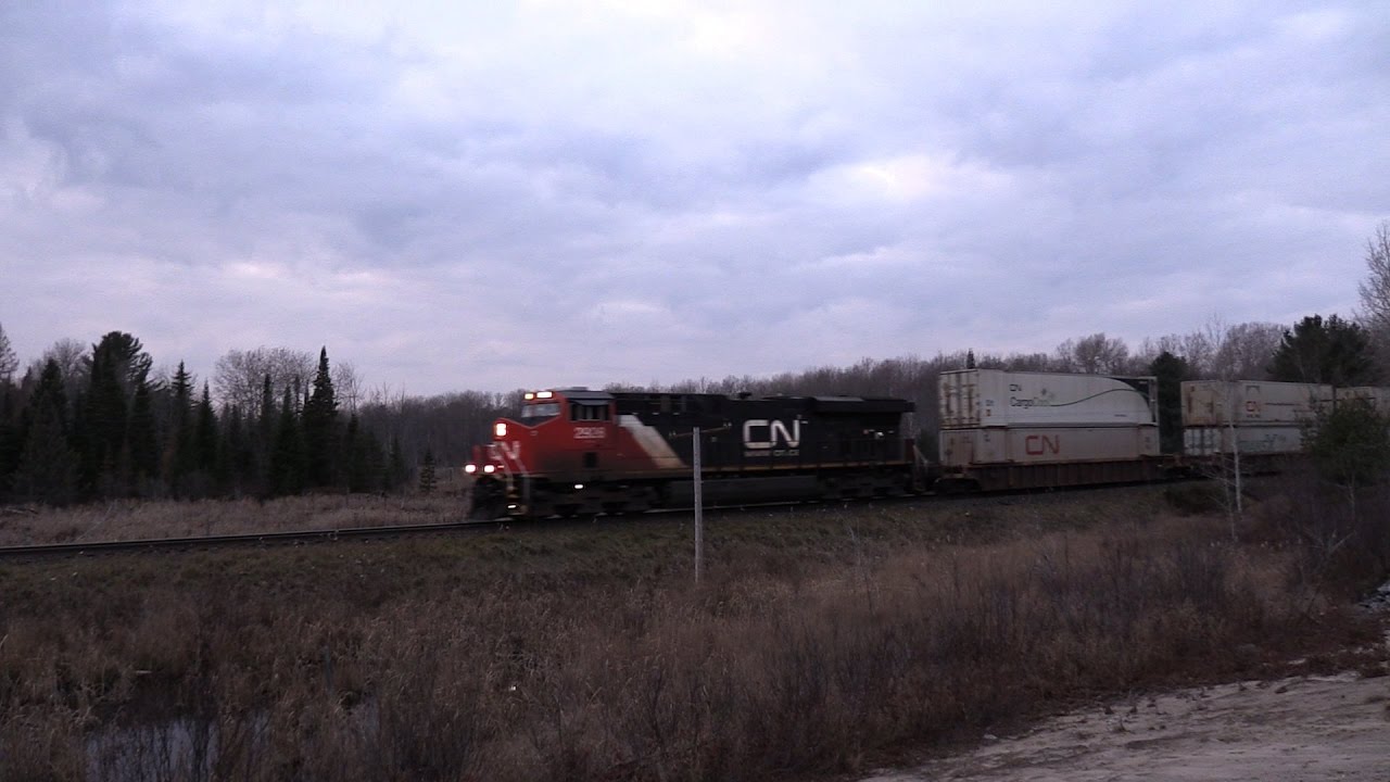 CN 2928 at Brignall (15NOV2016)