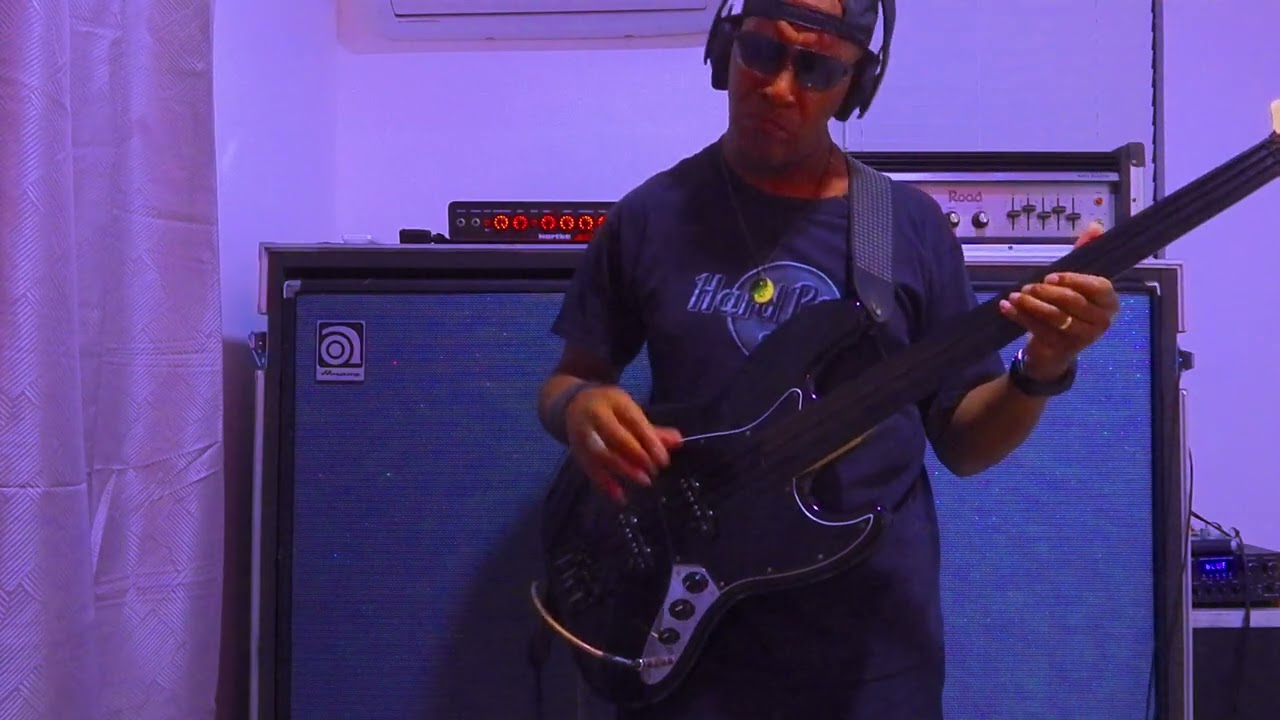 SCORPIONS  "The Zoo"  (bass cover)
