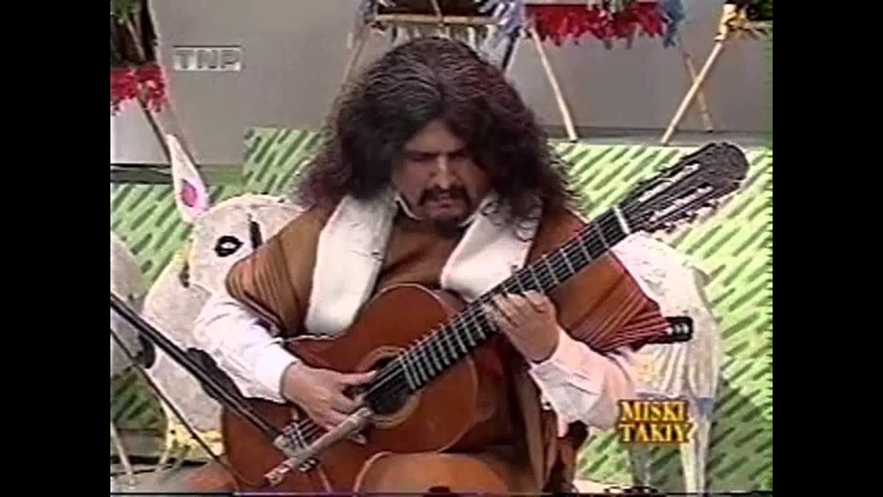 Manuelcha Prado - Huérfano Pajarillo - Adios Pueblo de Ayacucho