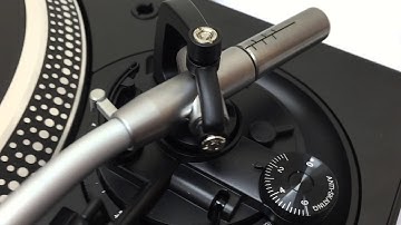 Pioneer PLX-1000 vs Technics SL1210M3D Tonearm Play Wobble Rattle