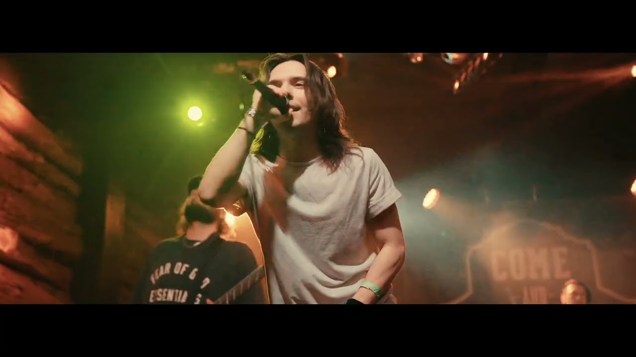 Watch Vilamoura - Craven (Official Live Music Video) on YouTube Watch Vilamoura - Craven (Official Live Music Video) on YouTube
