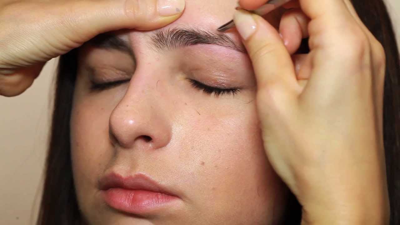 Как сделать коррекцию бровей в домашних условиях Как сделать коррекцию бровей в домашних условиях
