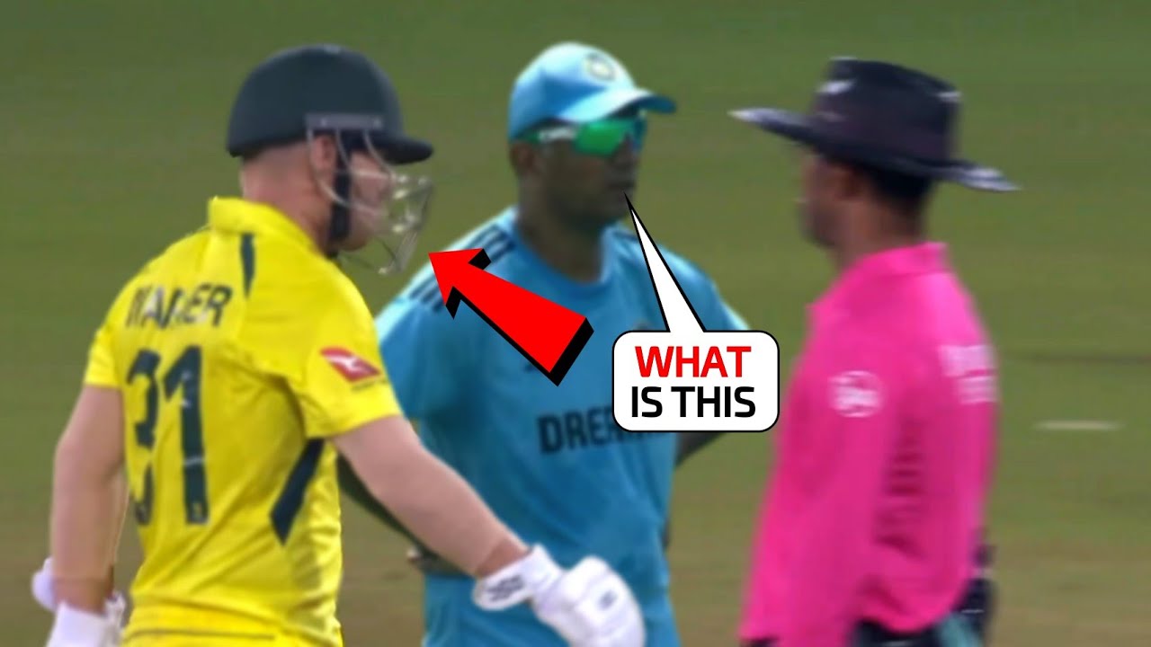 Angry Rahul Dravid came to the field Umpire to complain about Lefty ...