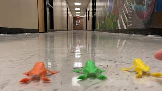 Jumping Plastic Frogs Phenomenon screenshot 4