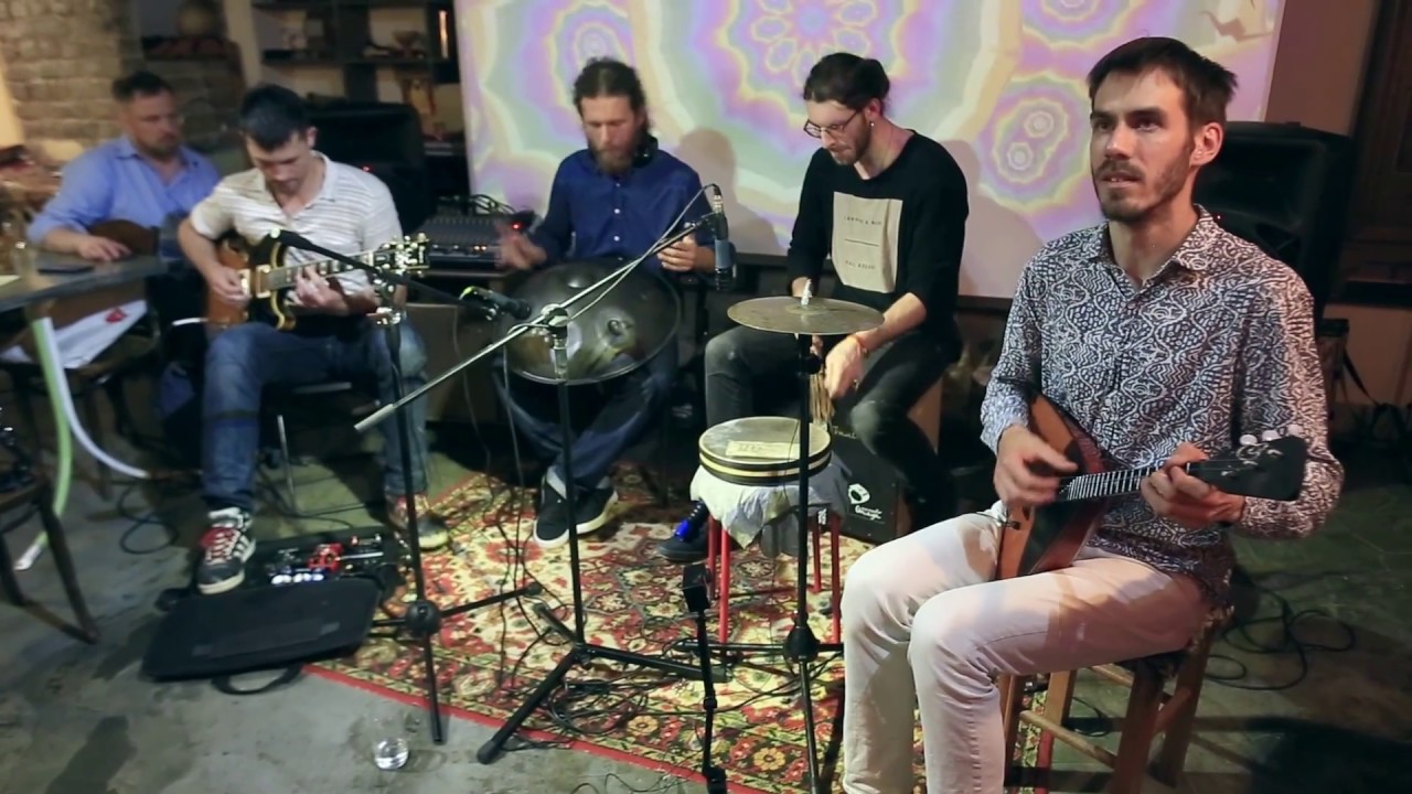 Three Pandas and the Moon - Magic Sound of Goa, Handpan, Cajon, Guitar, Balalaika, HD 2017