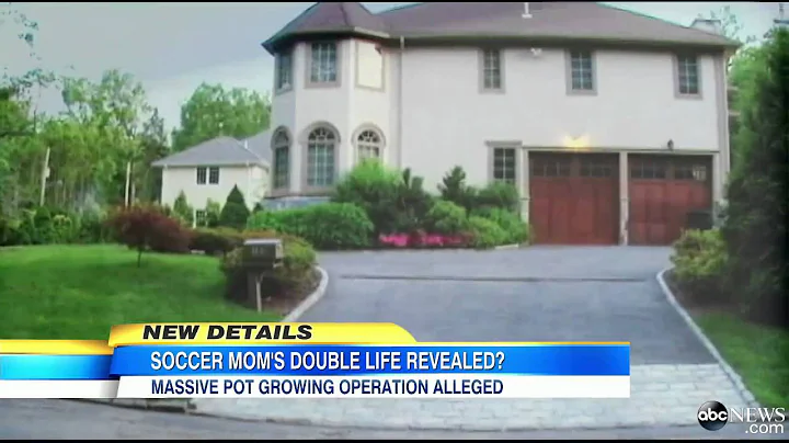 Pot Mom Andrea Sanderlin Allegedly Ran a Multimill...