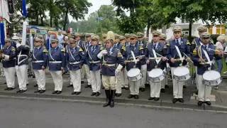Die große Oberst-Parade am Sonntag in Kapellen zu Ehren des Oberst Heinz-Willi Otten 2016