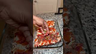 How to make pizza #recipe #affordablemeals #budgetfriendlyeats #pizza #howtomakepizzaathome