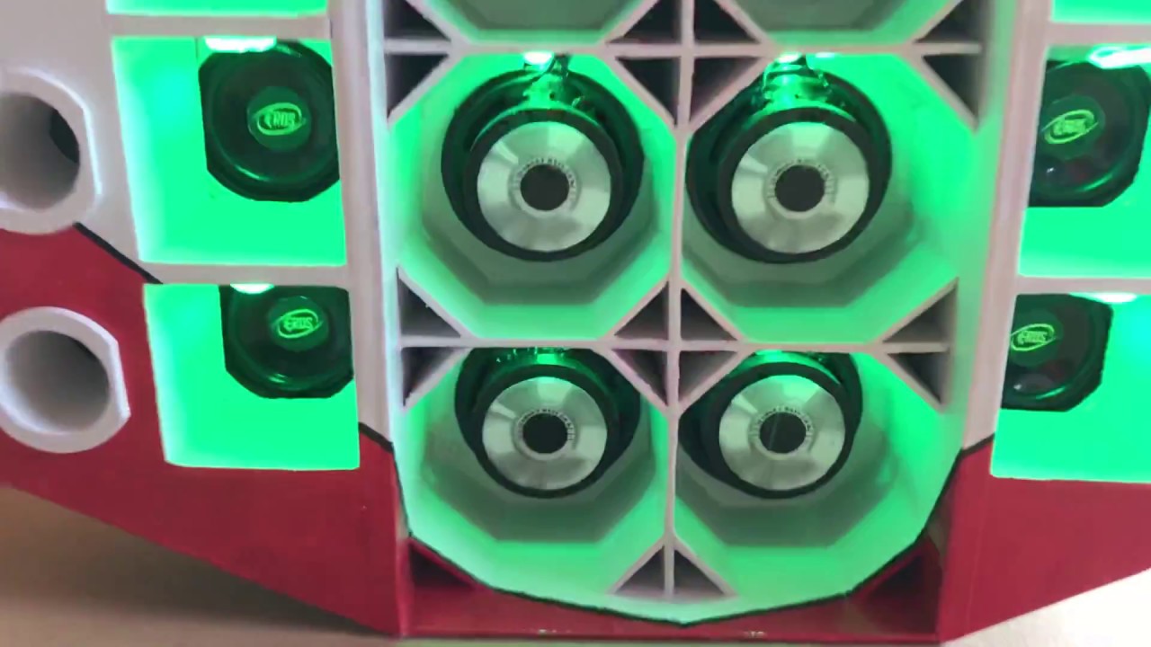 Mini paredão com 6 graves, toca mais que boombox 