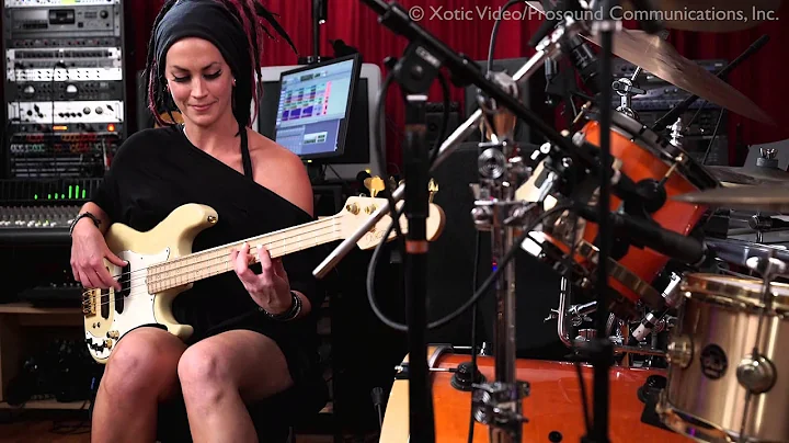 "Pink Panther Theme" bass cover feat. Tanya O'Call...