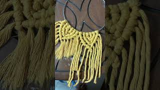Macrame Mirror Decor in 10 Easy Steps #DIY #HomeDecor