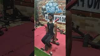 biceps training #gym #motivation #fitness #shorts #tranding #dailyshorts #gymlover