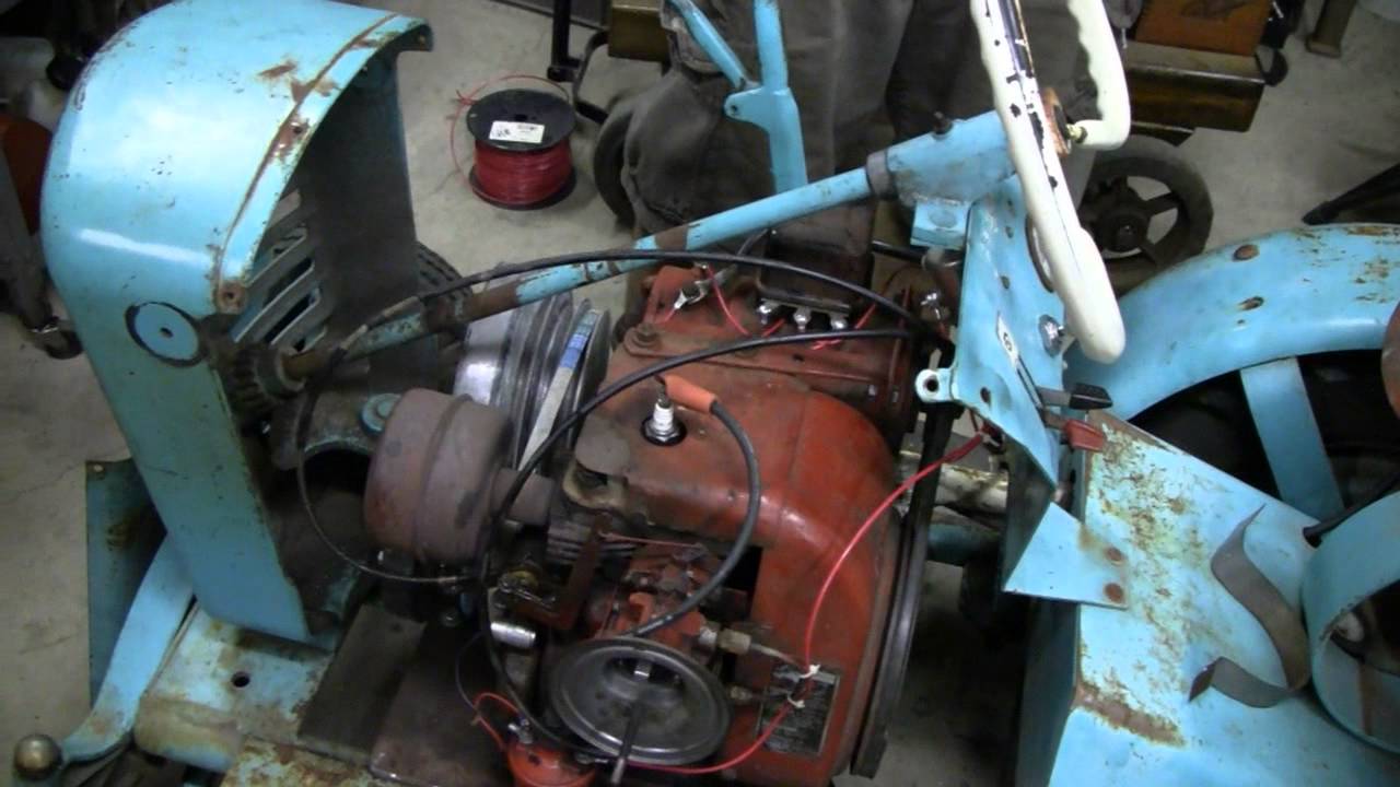 WHEEL HORSE ENGINE SWAP - YouTube