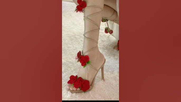 Porno tomosha qiling: dadam uxlayotgan qizini sikadi