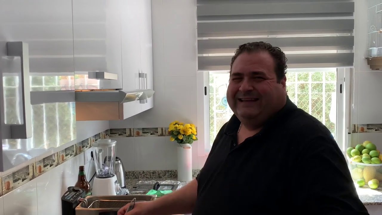 Pechuga empanada y salsa bacon queso