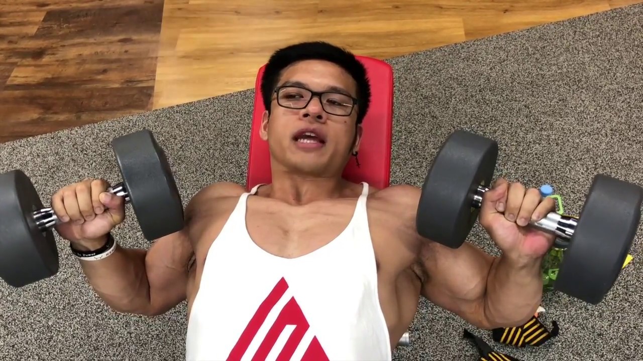 เทคนิคการเล่นท่า Dumbell Bench Press ที่ถูกต้อง มีประสิทธิภาพ และไม่บาดเจ็บ