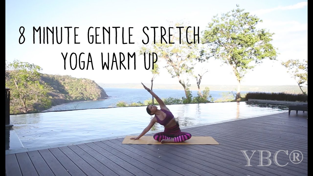 Warm Up with Yoga: Essential Pre-Skiing Routine for Beginners