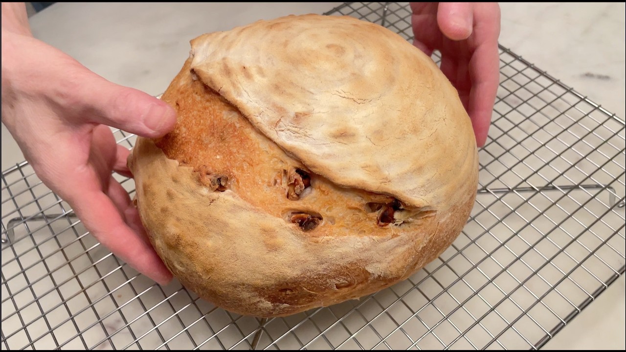 The First Loaf of the Year | Fig & Walnut Country Bread | A Quiet Start in the Kitchen