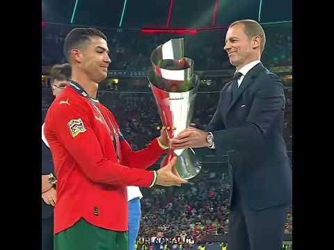#cristianoronaldo💥🐐 #football ⚽ #alwayscr7 ❤💪 #keeploving 💗#portugal #viralvideo