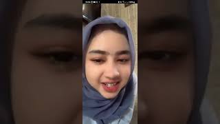 Awek Melayu Bigo Live Tanggal Baju, Cantik Besar Mantap, Yang Bar Bar Ada Di Kolom Komentar