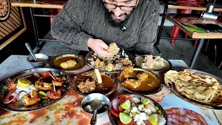 Raja Bhai Ki Mutton Curry Aur Skin Wali Chicken Curry | Raja Da Dhaba Vijaypur | Jammu food tour 