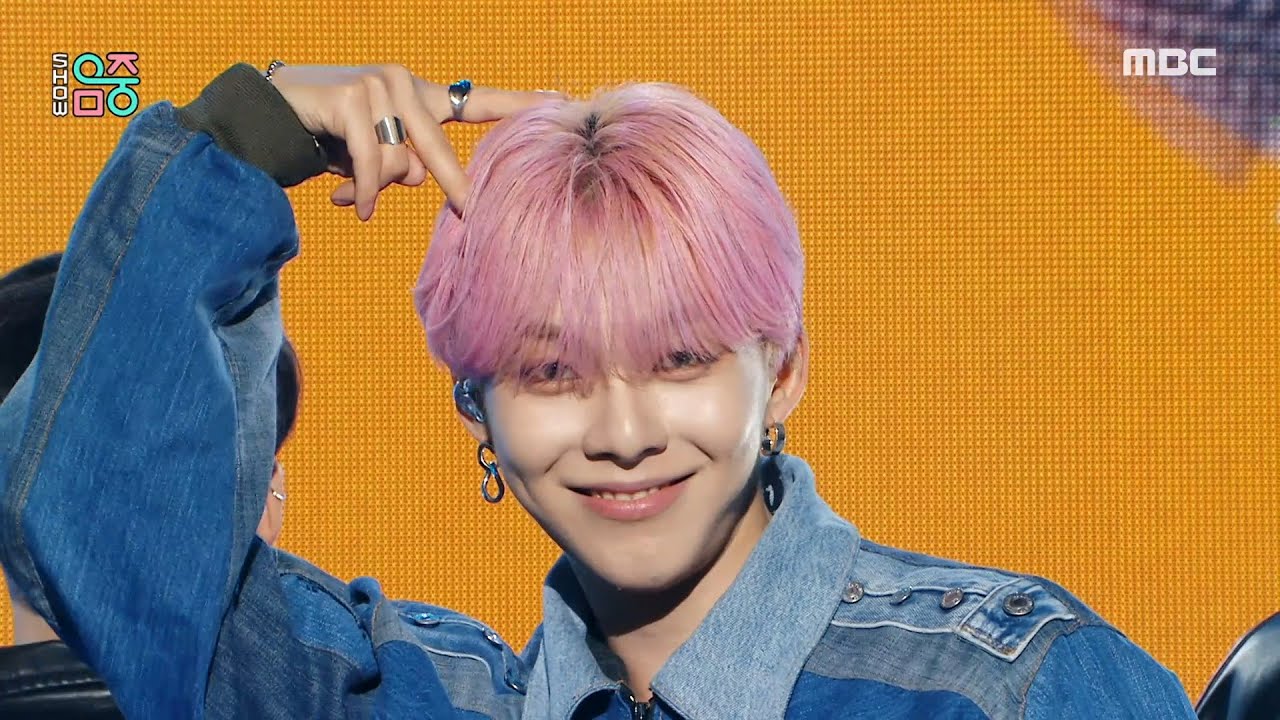 YouTube에서 WOO JIN YOUNG(우진영) - Delicious | Show! MusicCore | MBC220723방송 보기 YouTube에서 WOO JIN YOUNG(우진영) - Delicious | Show! MusicCore | MBC220723방송 보기