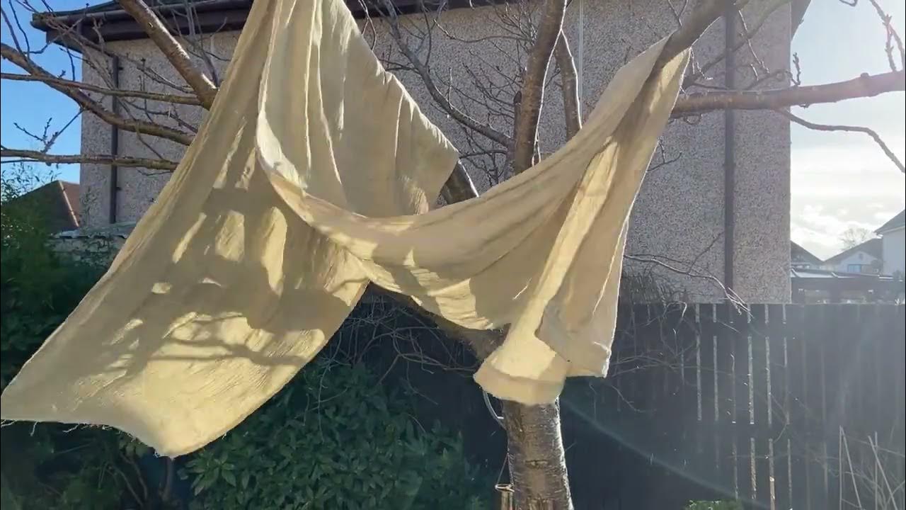 Fabric blowing in the wind - YouTube