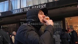 Born to bun! Hundreds run a half marathon worth of bakeries in Copenhagen