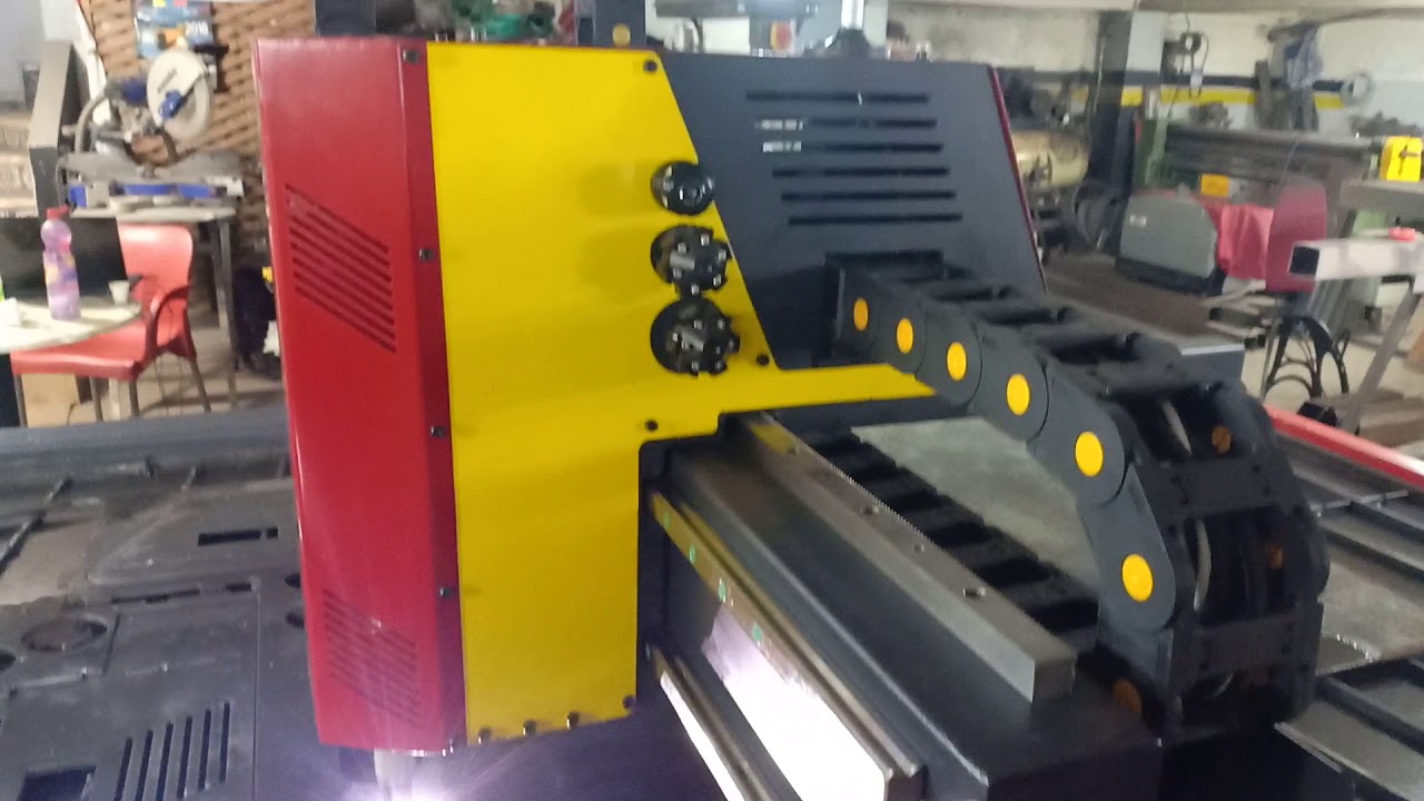 XY cutting nouveau modèle machine cnc plasma 1530 RT ( decoupe pièce