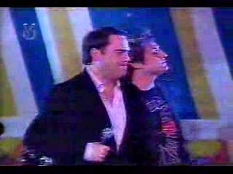 Watch Voz Veis " Que Me Has Hecho Tu " on YouTube Watch Voz Veis " Que Me Has Hecho Tu " on YouTube