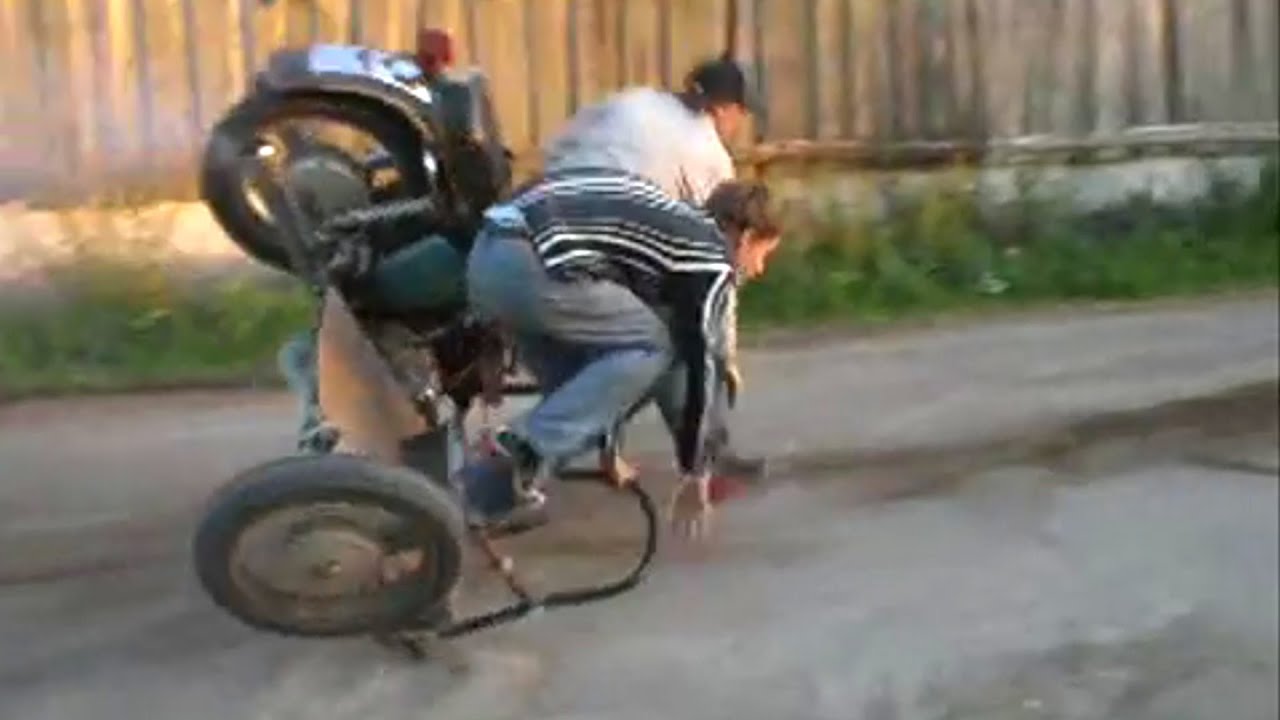 Izh Jupiter 4 crash / авария Иж Юпитер 4 сальто