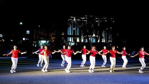 "Tổ quốc gọi tên mình"CLB Khiêu vũ: Sức sống mới - thị trấn Nam Sách