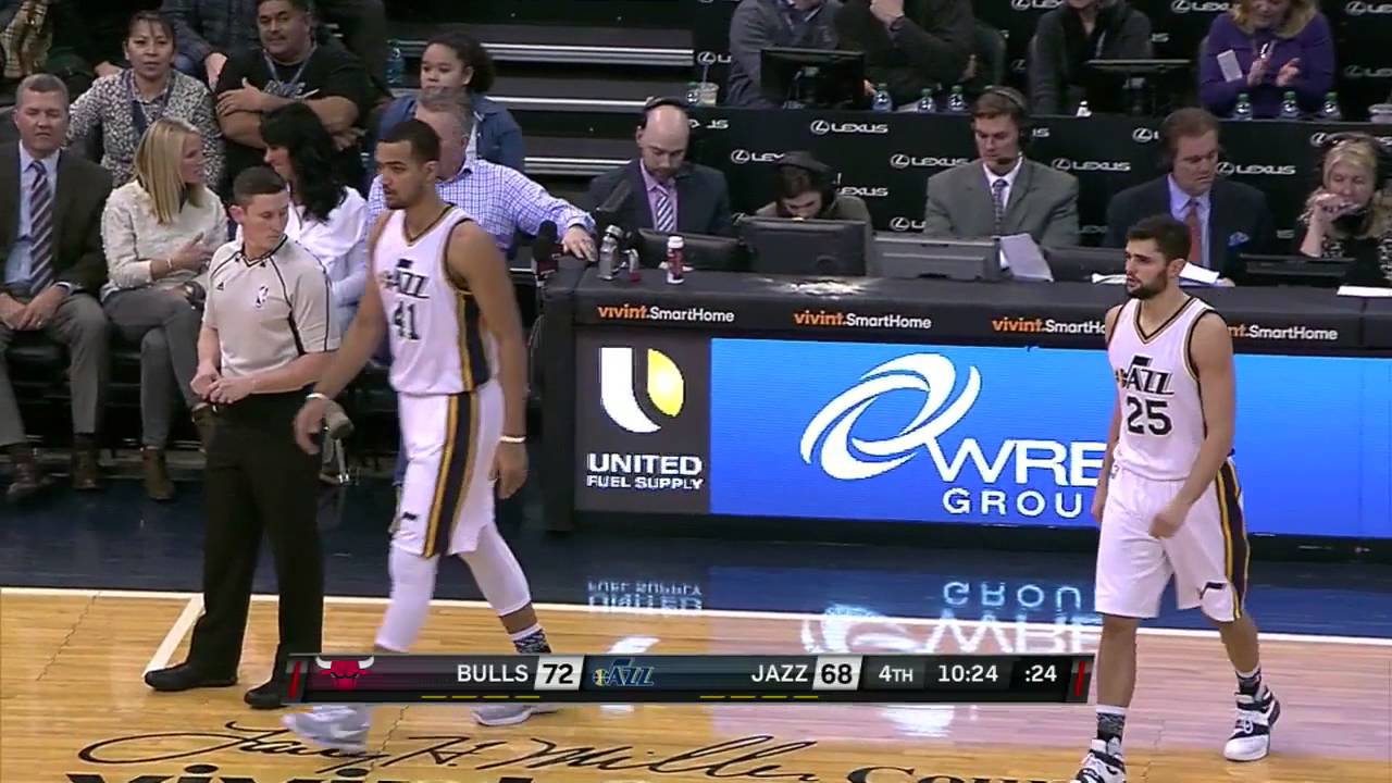 Derrick Favors Full Game Highlight VS Chicago Bulls (13Points,8Rebounds,4Blocks)