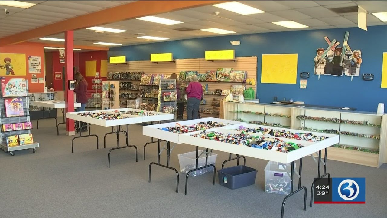 SMALL BUSINESS SPOTLIGHT Bricks and Minifigs in Southington YouTube