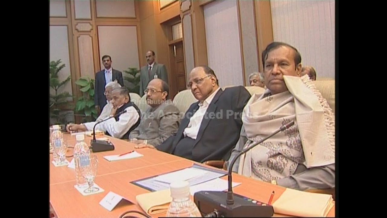 PM Manmohan Singh chairs all-party meeting to discuss Mumbai attacks