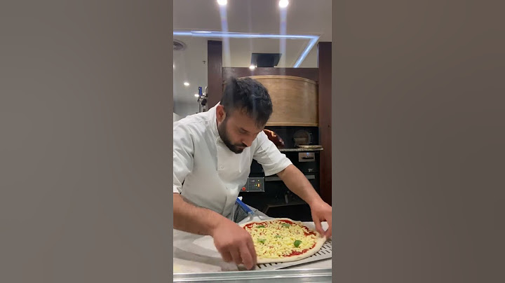 Before VS. after ( everyone’s favourite) buffalo mozzarella pizza 🍕 😋🍕