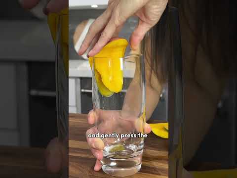 How to Peel a Mango with a Glass!