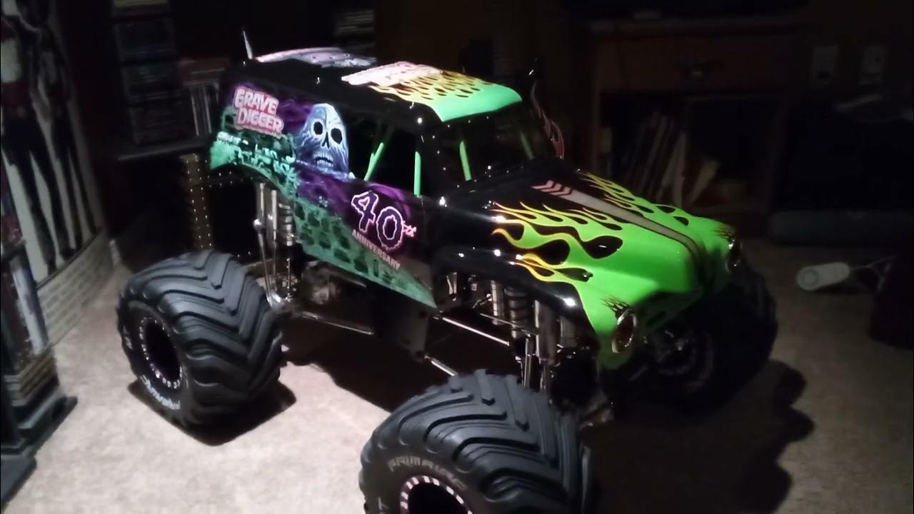 Building My Primal RC Grave Digger Special Edition Raminator P3 "Angry