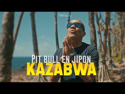 KAZABWA - Pit bull en jipon [CLIP OFFICIEL]