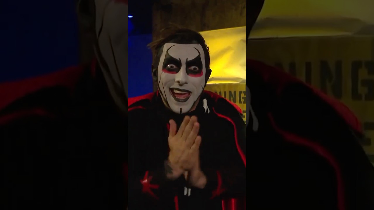 Danhausen is VERY popularhausen right now 😂 #SmackDown